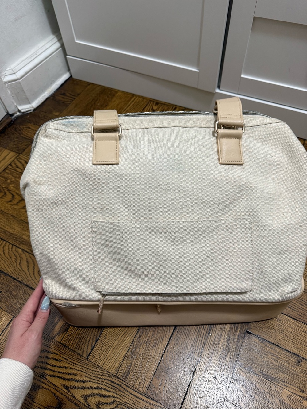 Beis Mini Weekender in Beige